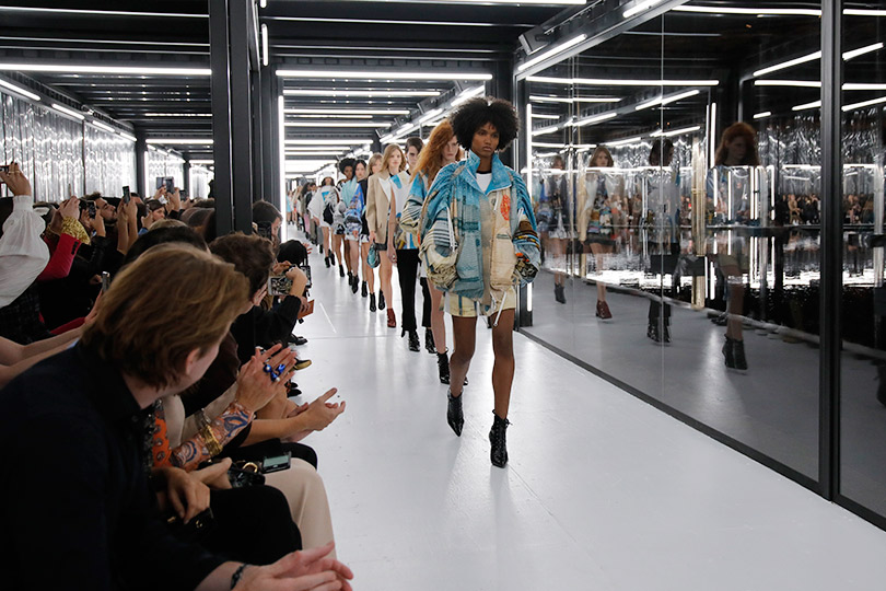 Кейт Бланшетт, Леа Сейду и Алисия Викандер на показе коллекции Louis Vuitton в Париже
