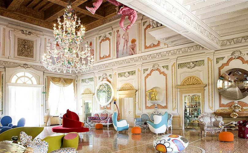 В отель как в музей: где остановиться в Италии, чтобы жить среди произведений искусства. Byblos Art Hotel Villa Amistà (via Cedrare 78, Corrubbio di Negarine), окрестности Вероны