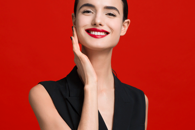 Обман зрения: Givenchy выпустили революционное средство для губ в форме помады 