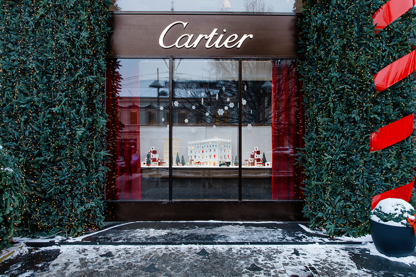 Светская хроника: детская елка в бутике Cartier
