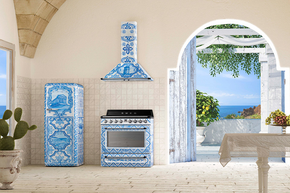 Сицилийское лето: модный дом Dolce & Gabbana выпустил коллекцию кухонной бытовой техники
