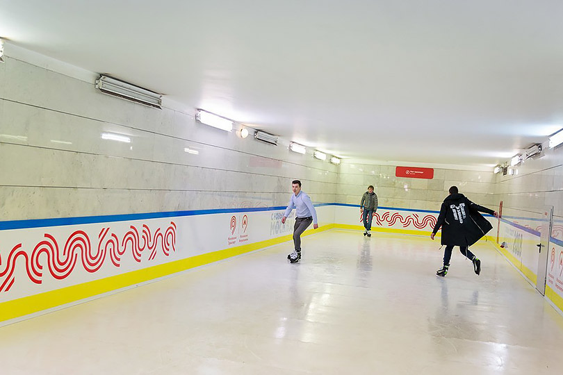Posta Kids Club: в Москве заработал каток в метро