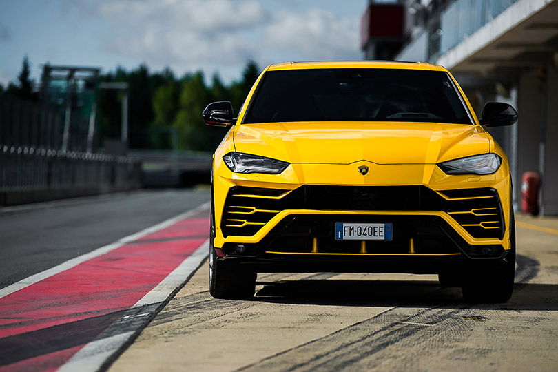 Cars with Jan Coomans. Lamborghini Urus — a lot of Super ...