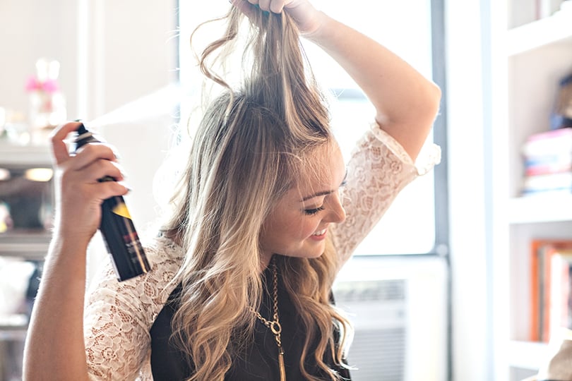 Hair & Style: 8 необычных способов использовать сухой шампунь