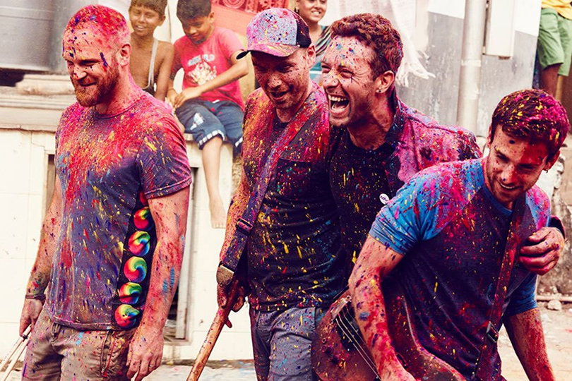 Очки надень! Samsung проведет прямую трансляцию концерта Coldplay в виртуальной реальности