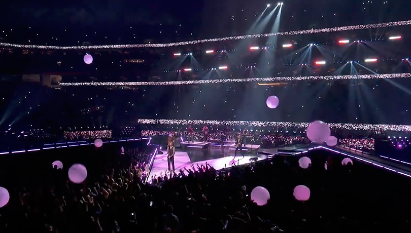 Социальные сети раскритиковали выступление Адама Левина и Maroon 5 на Суперкубке