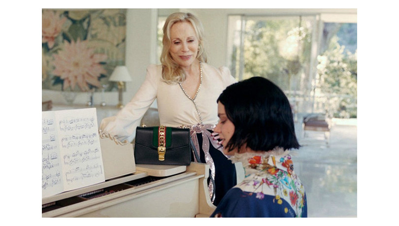 Dolce vita на Голливудских холмах: 77-летняя Фэй Данауэй снялась в рекламной кампании Gucci