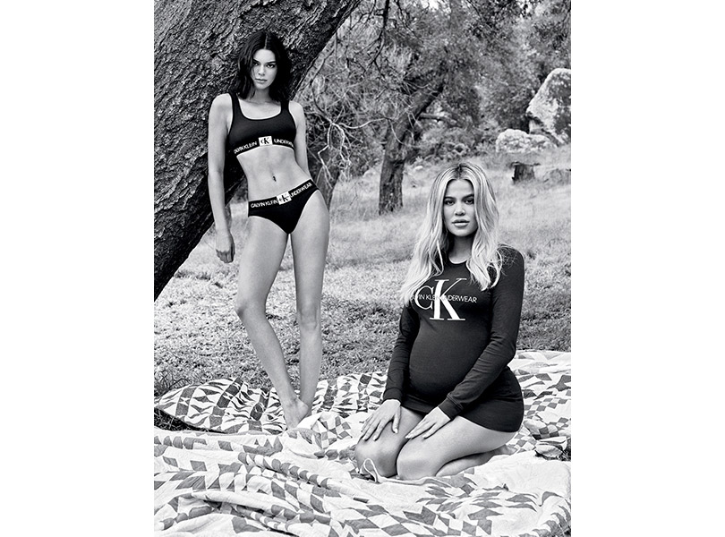 Дела семейные: сестры Кардашьян-Дженнер в новой рекламной кампании Calvin Klein Underwear