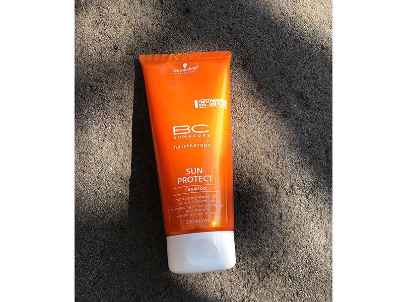 Личный опыт: какие бьюти-средства взять с собой в тропики. Schwarzkopf BC Bonacure Sun Protect Shampoo