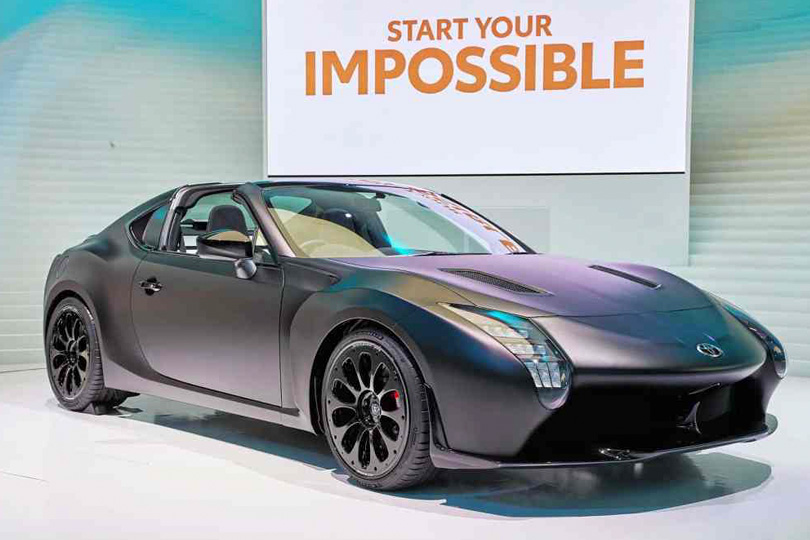 Cars with Jan Coomans. Tokyo Motor Show — the latest from the land of Godzilla. Toyota GR HV