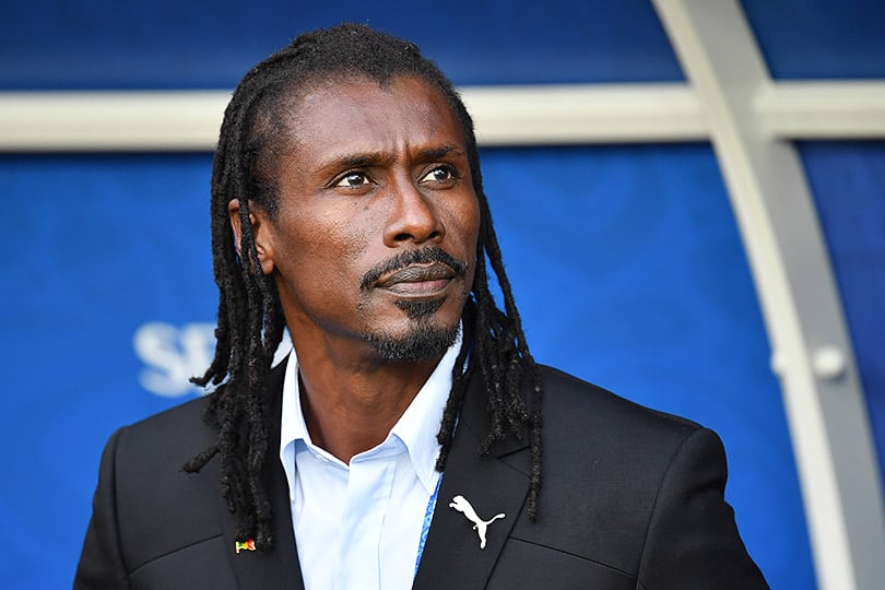 Ты просто космос: самые горячие тренеры сборных на FIFA-2018. Алиу Сиссе, 42 года, тренер сборной Сенегала