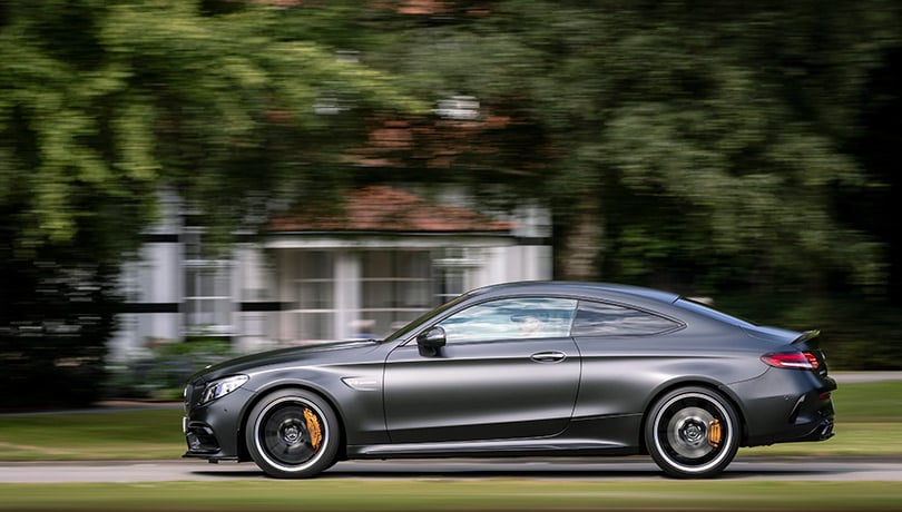 Cars with Jan Coomans. The new Mercedes-AMG C 63 reviewed on road and racetrack