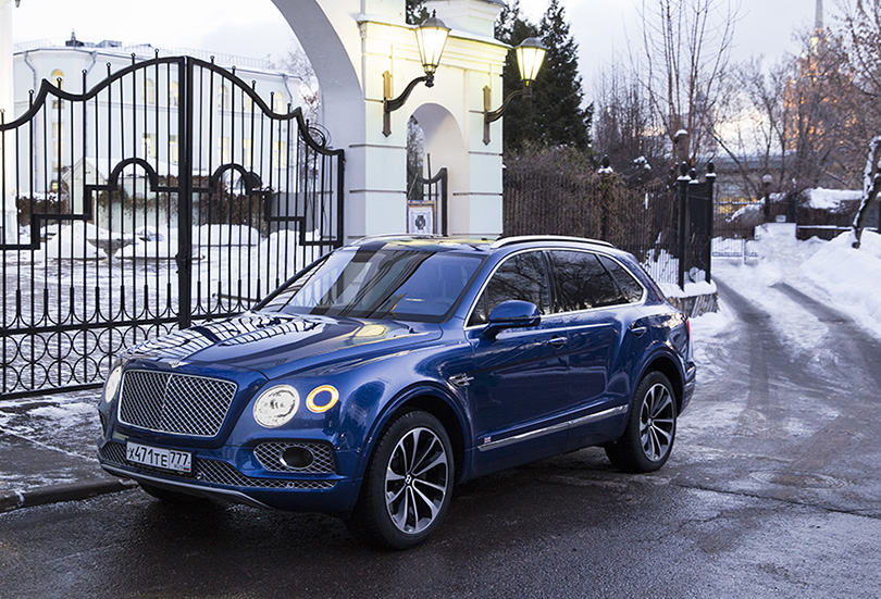 Cars with Jan Coomans. Bentley Bentayga review: how much is too much?