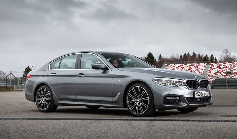 Cars with Jan Coomans: driving the new BMW 5 series, in two different flavours