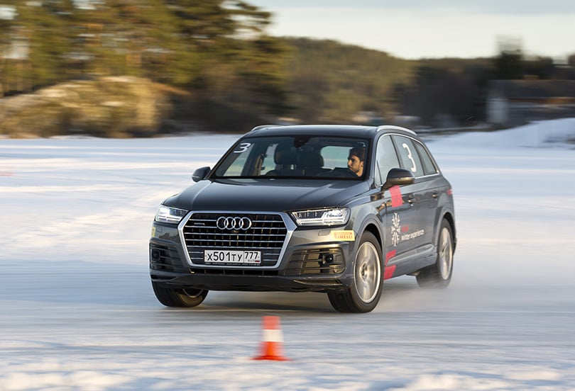 Cars with Jan Coomans. Audi Winter experience: taming a frozen lake with the Audi Q7