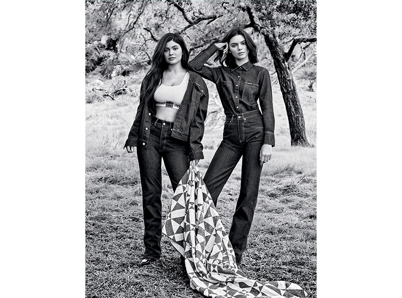 Дела семейные: сестры Кардашьян-Дженнер в новой рекламной кампании Calvin Klein Underwear