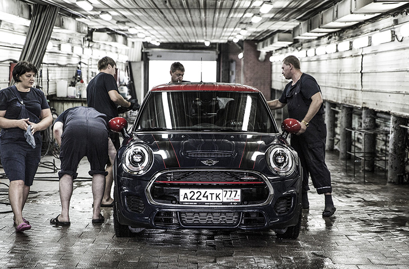 Cars with Jan Coomans: Mini JCW review