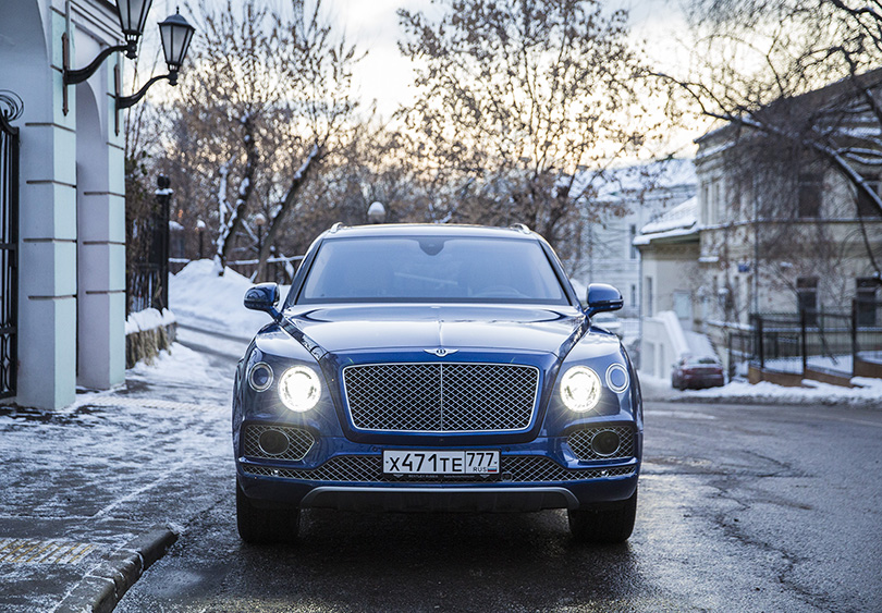 Авто с Яном Коомансом. Тест-драйв Bentley Bentayga: слишком много — это сколько?