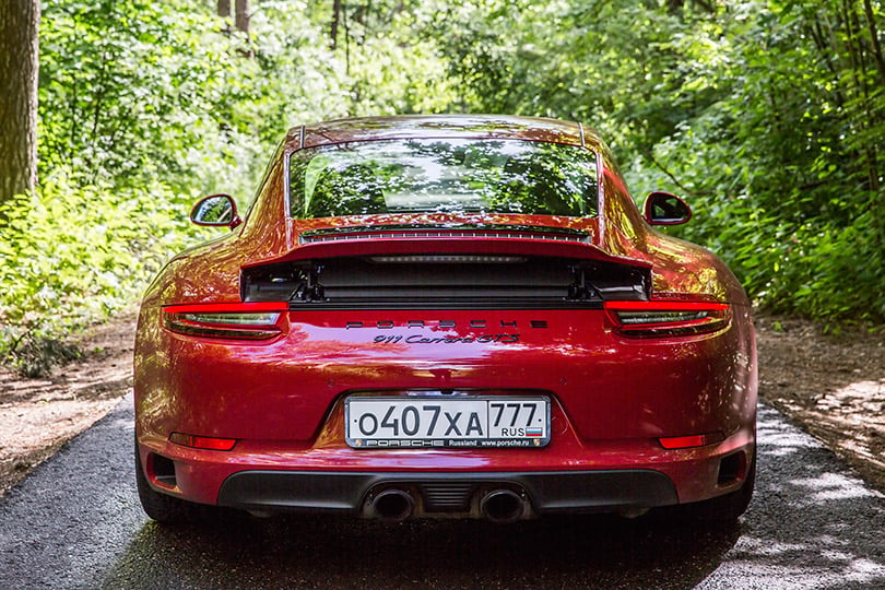 Cars with Jan Coomans. Porsche 911 Carrera GTS review