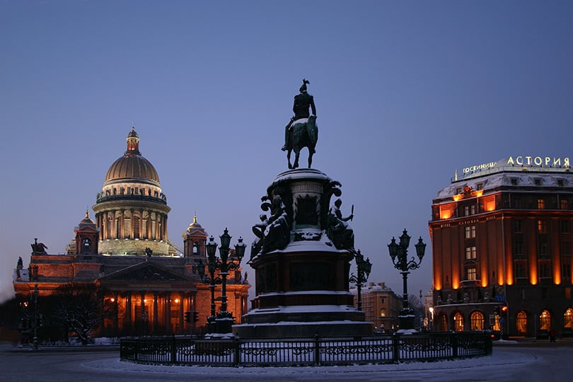 Санкт-Петербург. Идея на каникулы: Новый год в городе на Неве