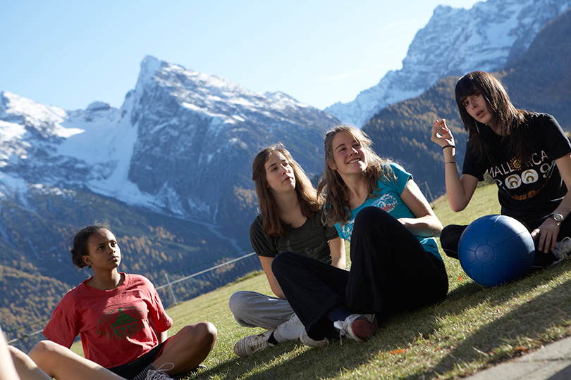 Posta Kids Club: швейцарский европейский колледж при Hochalpines Institut Ftan — умный старт для вашего ребенка