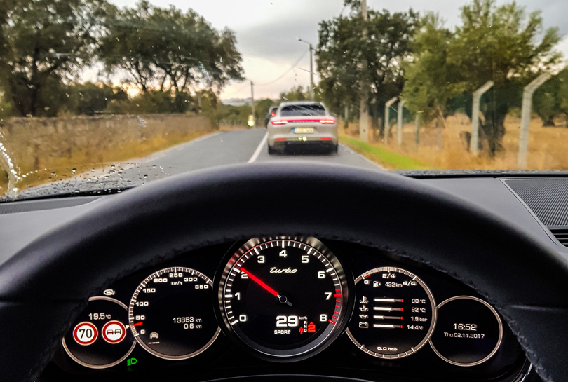 Авто с Яном Коомансом: Porsche Panamera Sport Turismo