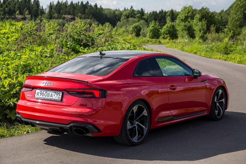 Cars with Jan Coomans. Audi RS5 review: a new direction