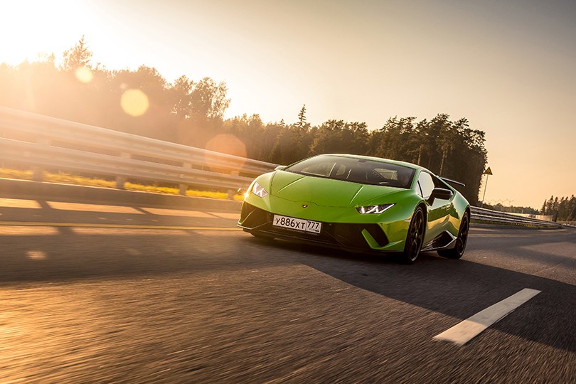 Cars with Jan Coomans. Lamborghini Huracan Performante