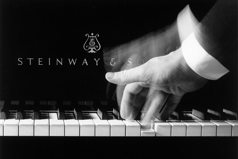 Как это сделано: репортаж с фабрики легендарных роялей Steinway & Sons